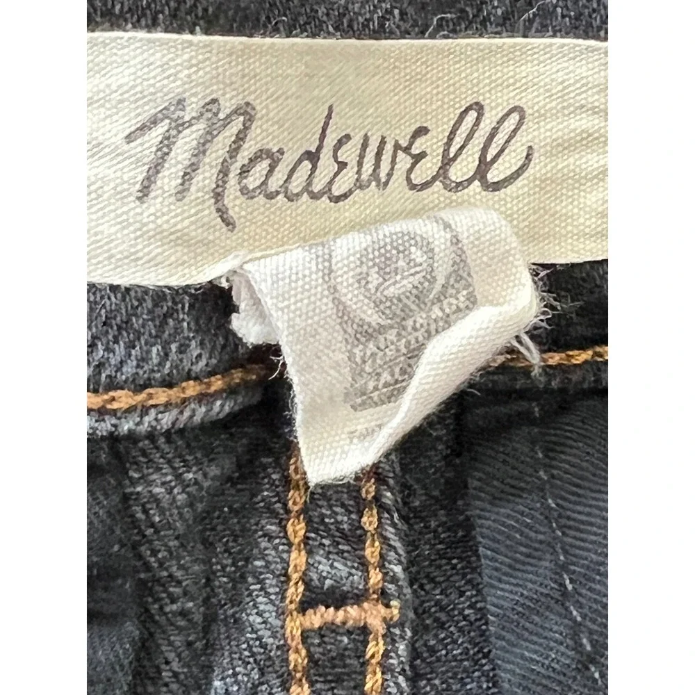 Madewell The Perfect Vintage Mid-Length Cargo Jean Short in Shamp Wash Size 25